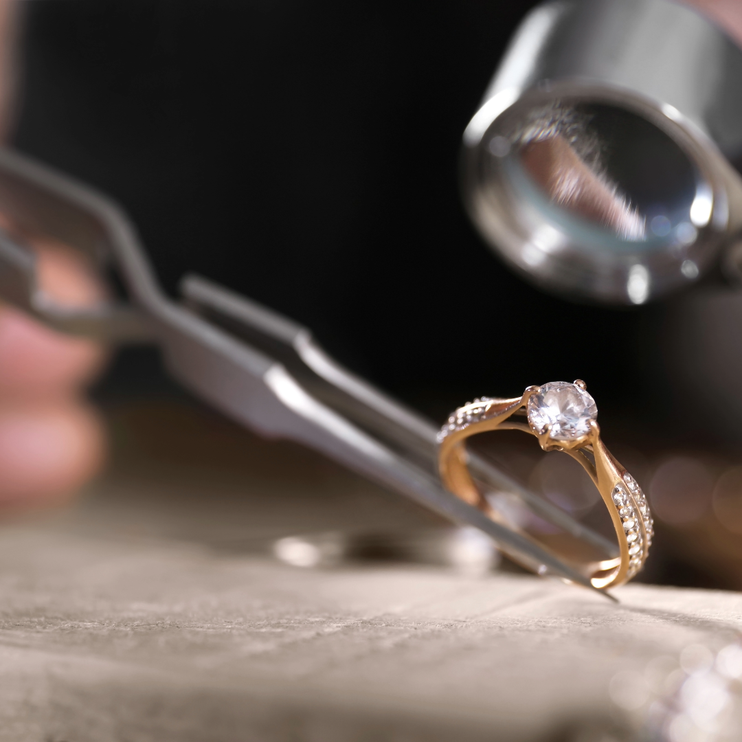 The Art and Science of Jewelry Appraisals: A Comprehensive Guide 