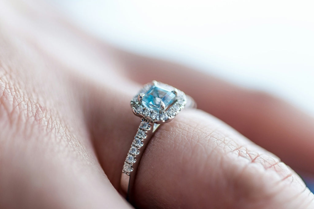 engagement ring