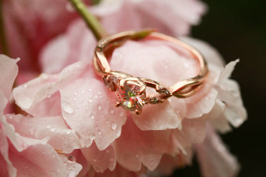 Summer Style Guide for Rose Gold Halo Engagement Rings
