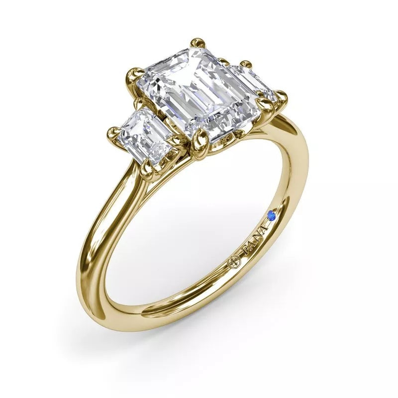 14K Yellow Gold Diamond Striking Diamond Engagement Ring