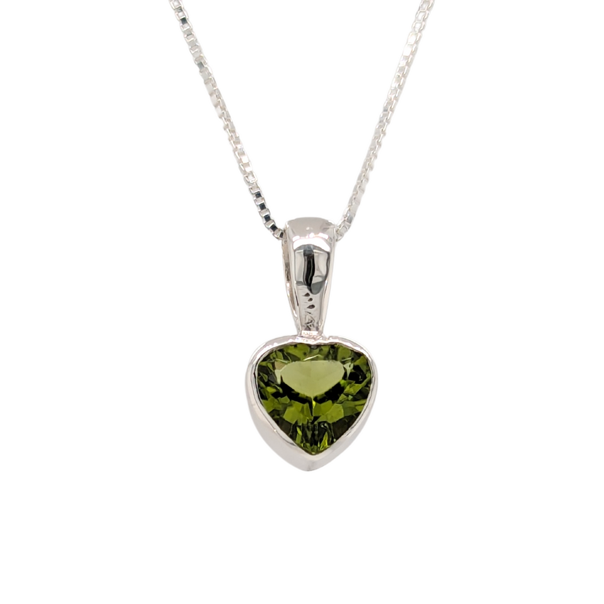 Sterling Silver Heart Peridot Birthstone Necklace
