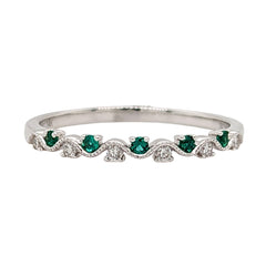 14K White Gold Emerald Milgrain Ring with Diamonds