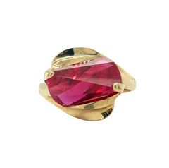 Estate 14kt Yellow Gold Imitation Lens Cut Ruby Ring