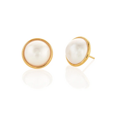 Estate: 14K Mabe Pearl Stud Earrings 14MM