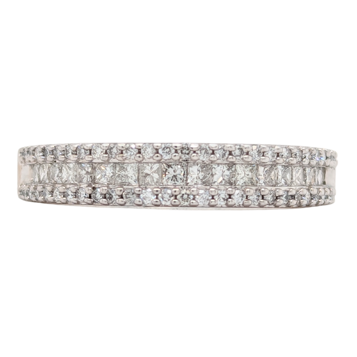 Estate: 10K White Gold .40CTW Princess Cut Diamond Ring with Round Accents