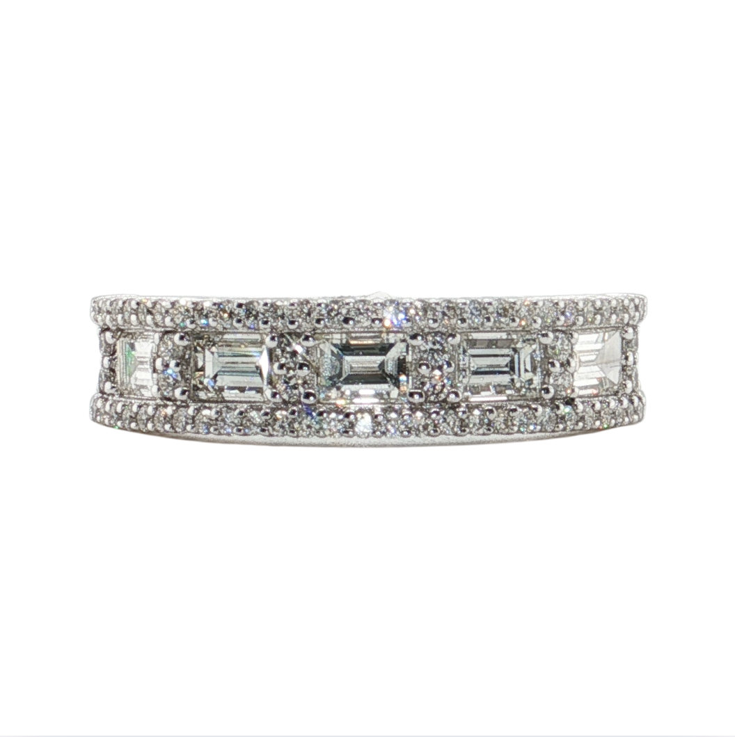 14kt White Gold .67ctw Baguette .28ctw Round Diamond Band
